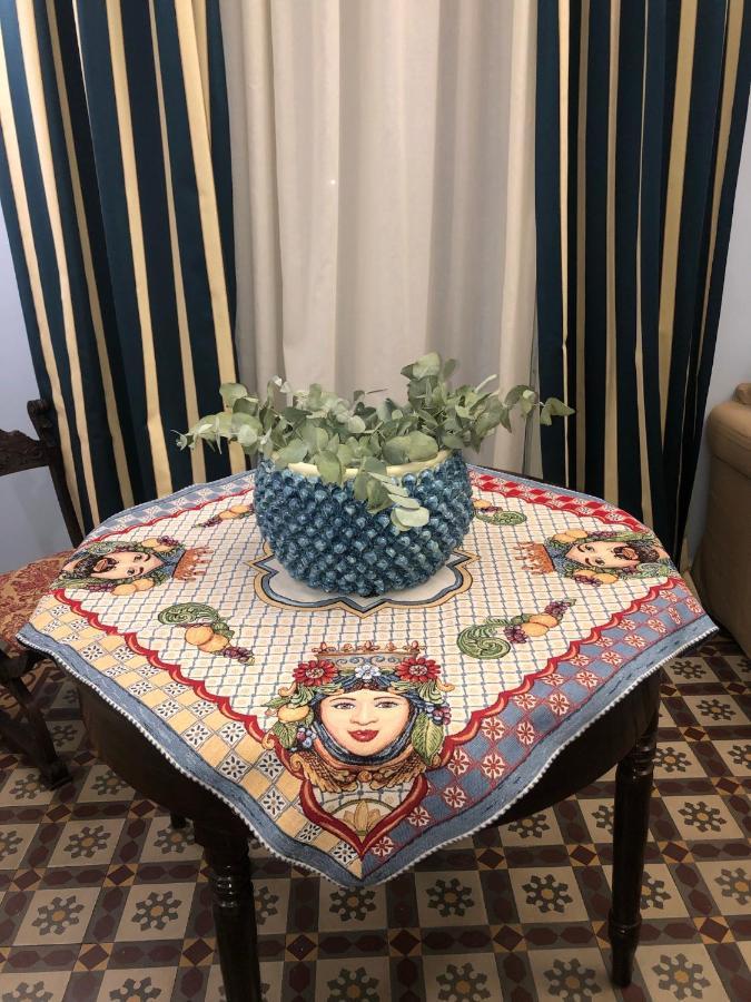 Palazzo Pastura B&B And Apartments Catania Ngoại thất bức ảnh