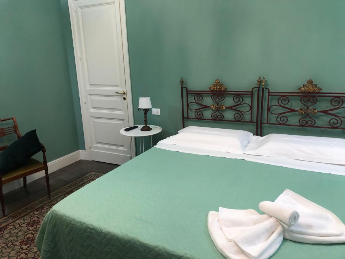 Palazzo Pastura B&B And Apartments Catania Ngoại thất bức ảnh